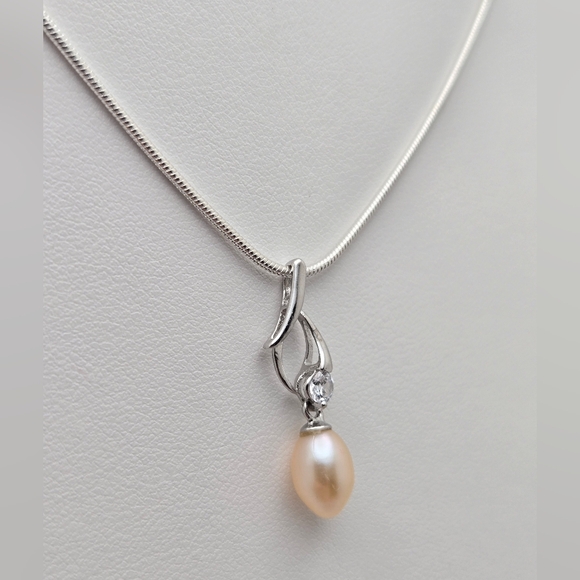 Freshwater Cream Real Pearl Necklace 24” Sterling Sterling 925 Snake Chain NWOT - Picture 5 of 10